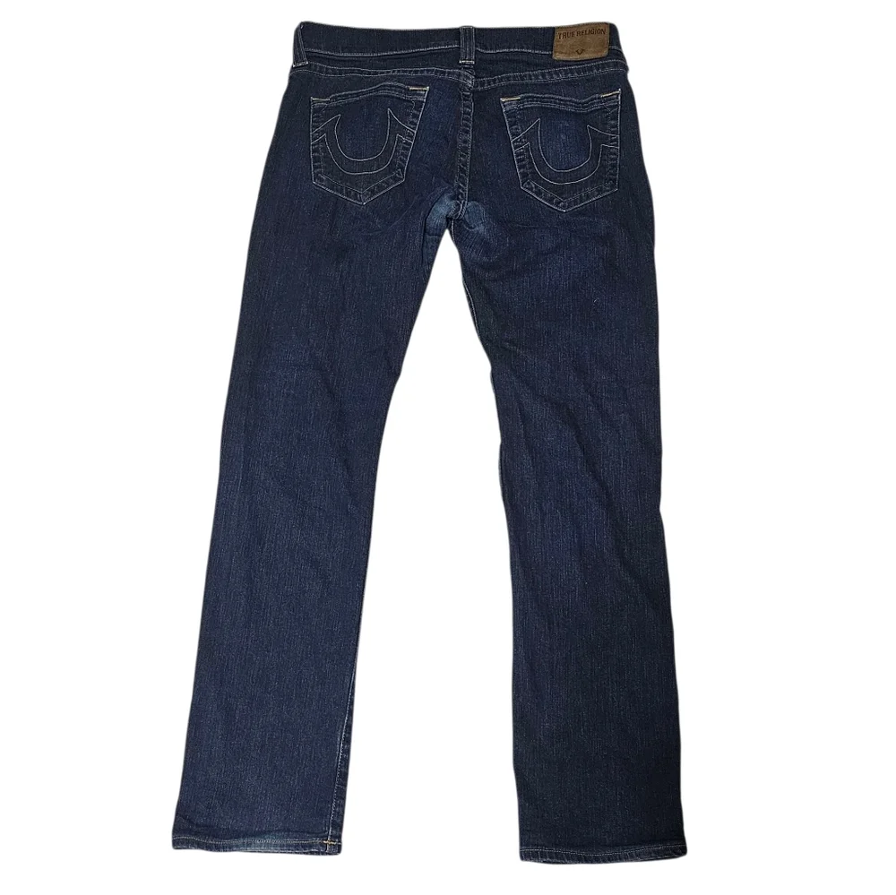 True Religion Geno Jeans - Men's Size 33 - Relaxed Slim Fit Dark Wash
